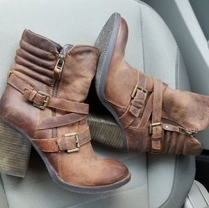 Steve Madden Shoes - Steve Madden genuine Raleigh leather moto boots Steve Madden Shoes - Steve Madden genuine Raleigh leather moto boots